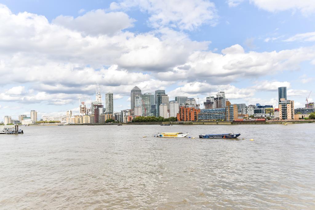 Riverbank Stay London Ngoại thất bức ảnh