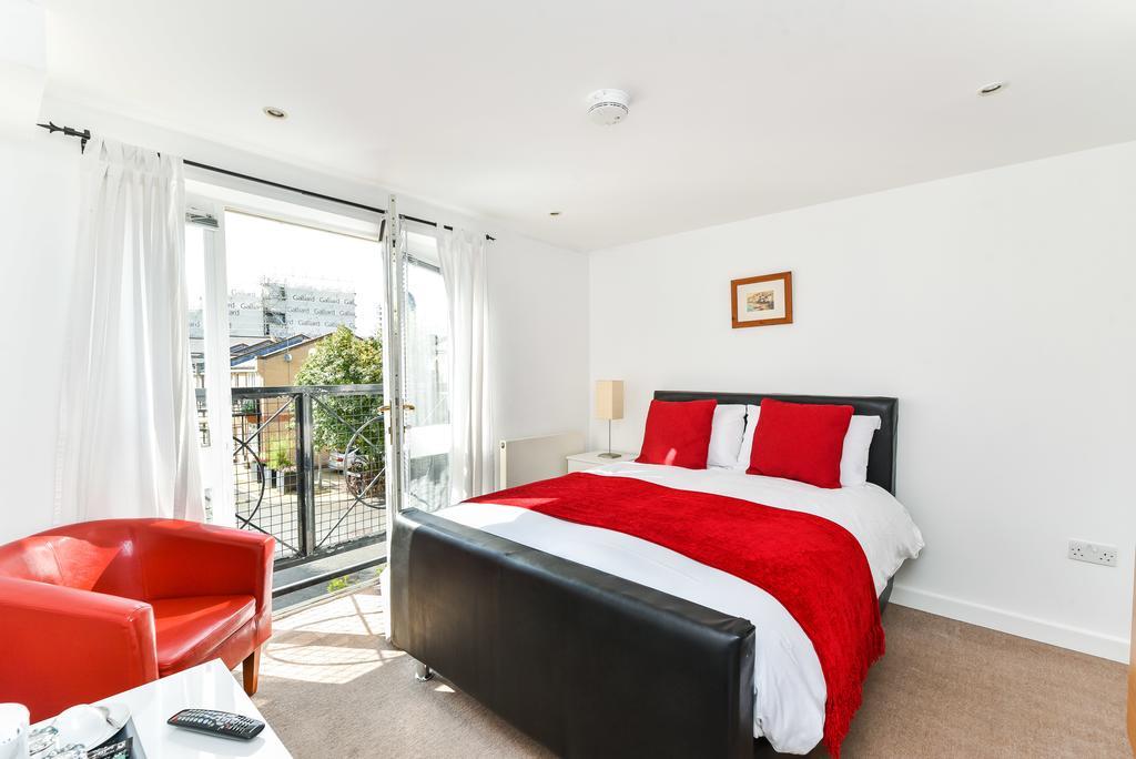 Riverbank Stay London Ngoại thất bức ảnh