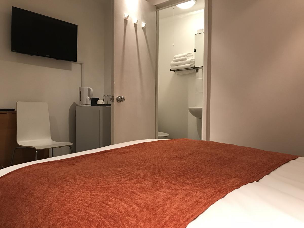 Riverbank Stay London Ngoại thất bức ảnh
