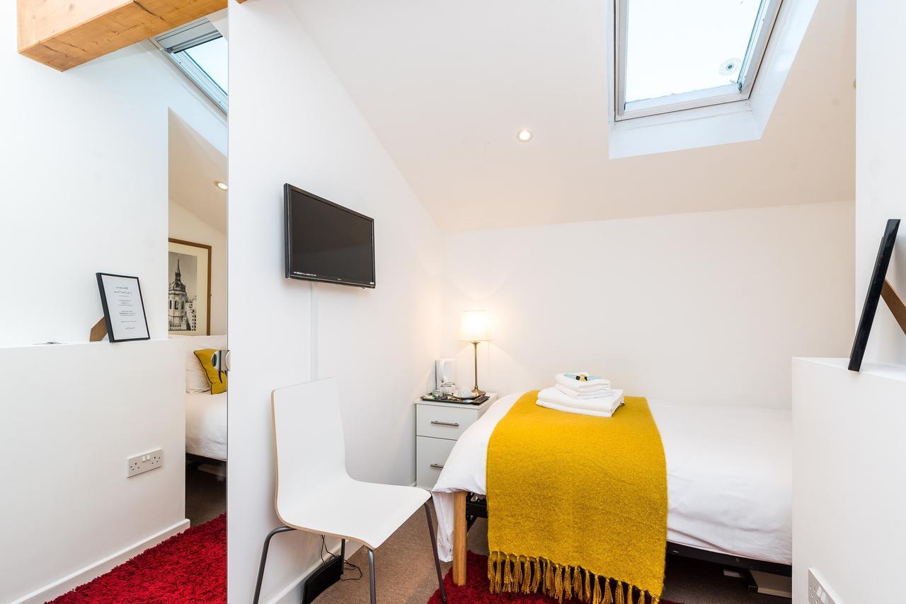 Riverbank Stay London Ngoại thất bức ảnh